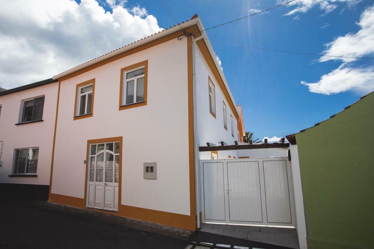 Casa D'Avo Guesthouse And Apartment Urzelina Exterior photo